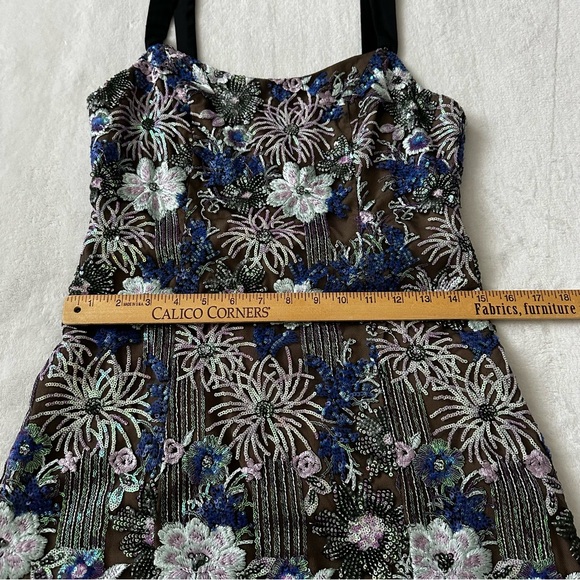 ELLIATT Floral Iridescent Sequin Mesh Midi Dress Medium - Picture 12 of 16